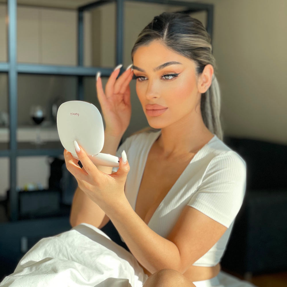 Your Step-by-Step Guide to Full, Natural Looking Lips