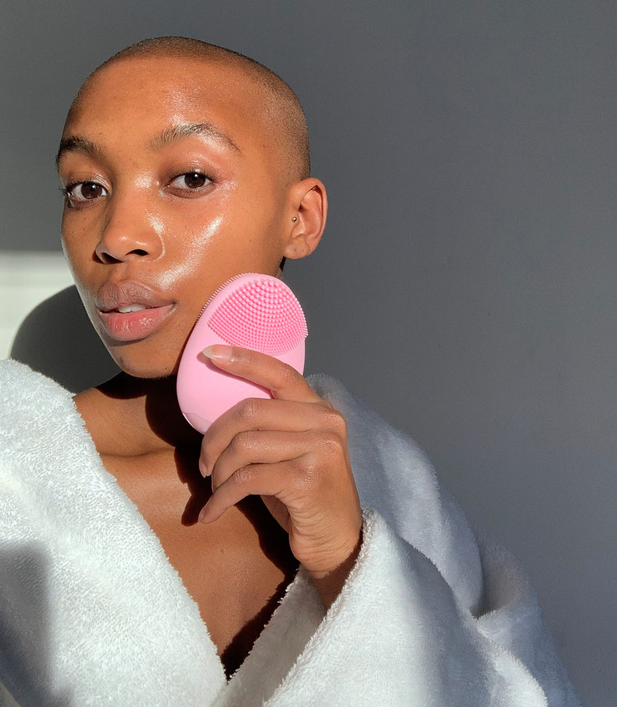 Get Your Glow On With Isla