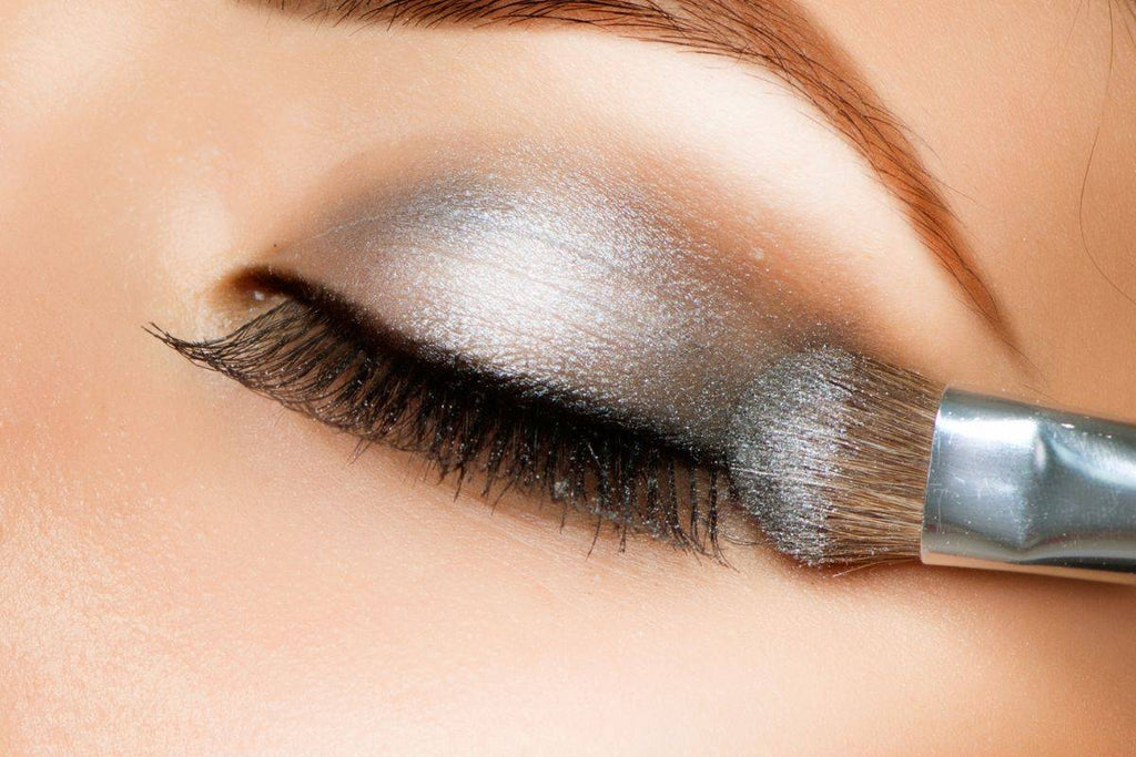 The Perfect Eyeshadow to Complement Your Red Dress