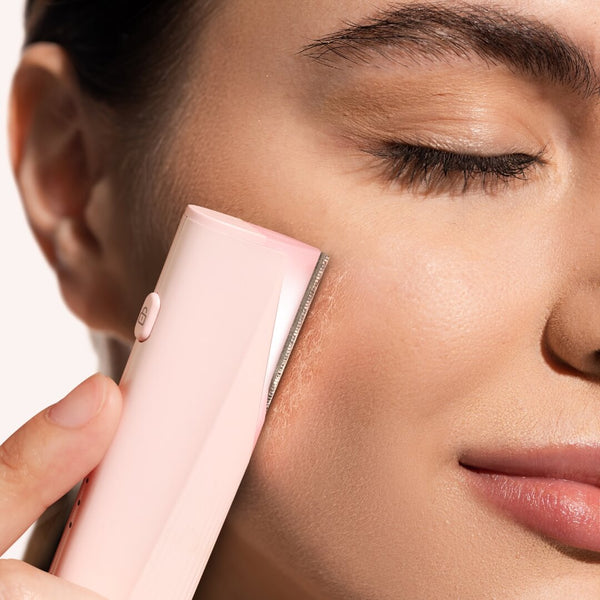 Leah Dermaplaner by Fancii & Co. in use by model Pink