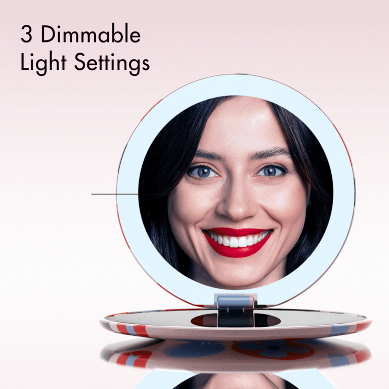 Taylor compact mirror by Fancii and Co with 3 dimmable LED lights MERRY MAGIC