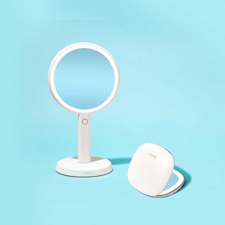 Vacay Glow Duo with the Cami Handheld and Mila compact in Marshmallow White
